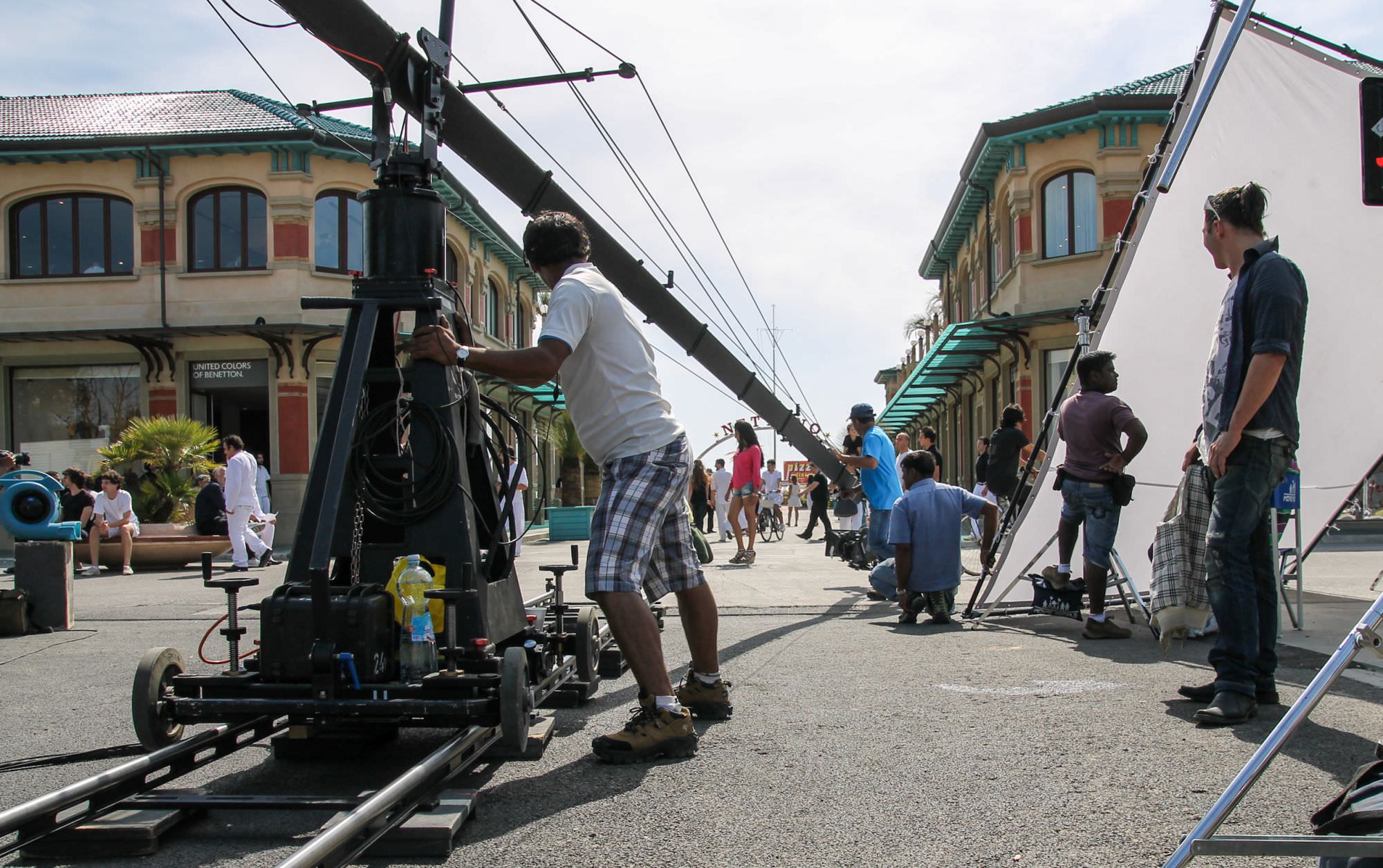 BOLLYWOOD CHOSE VIAREGGIO FOR THE SHOOTING OF “AJAB GAZABB LOVE”