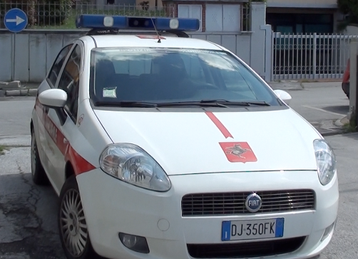 PIETRASANTA, RITROVATE DALLA POLIZIA MUNICIPALE DUE AUTO RUBATE