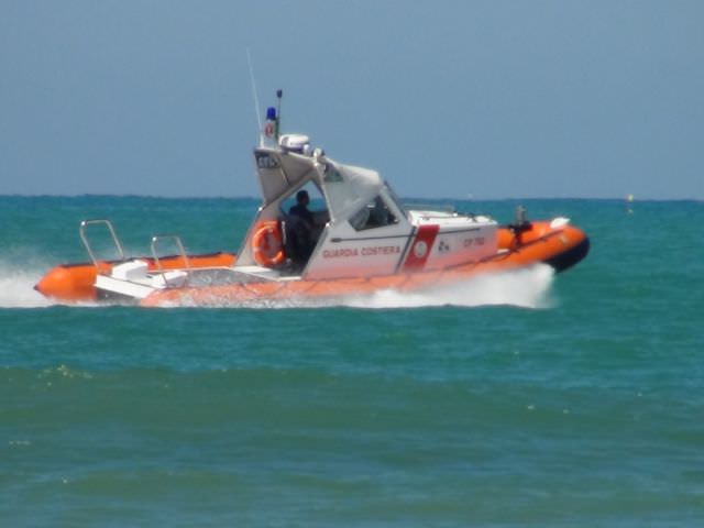 Morto per malore turista anziano che faceva il bagno a Lido di Camaiore