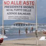 no alle aste, balneari (foto Andrea Zani)