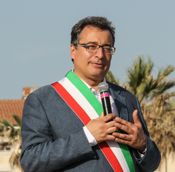 Anche l&#8217;ex sindaco Lunardini alla tre giorni di politica a Viareggio