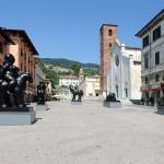 piazza del duomo, botero foto Erio Forli e Michela Cancogni
