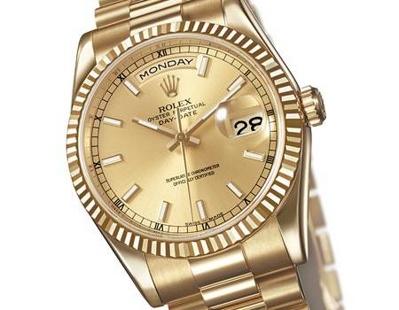 La banda dei rolex torna a colpire: scippato ad un inglese un Daytona da 100mila  euro - Cronaca Versiliatoday.it