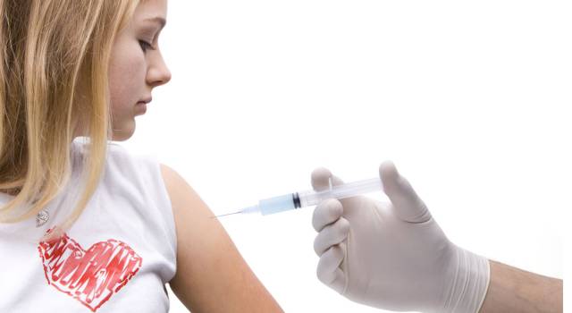 L’Azienda USL Toscana nord ovest interviene sull’obbligo delle vaccinazioni