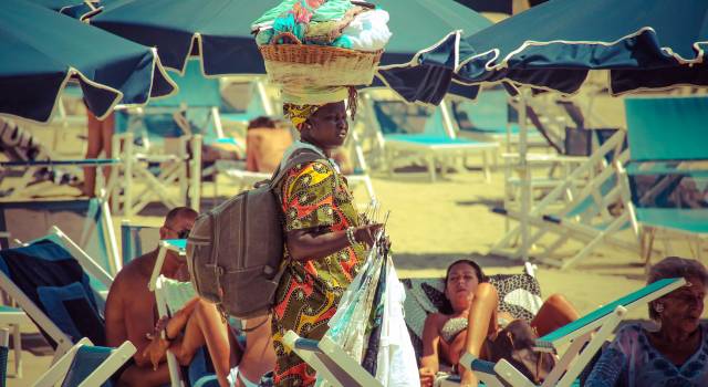 Forte dei Marmi, Buratti nega anche l&#8217;ombra gratis