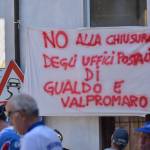 cartello protesta poste postali uffici (foto Stefano Dalle Luche)