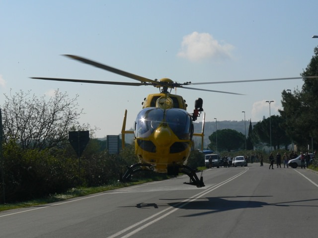 Malore in alta montagna, la salvano con l’elicottero