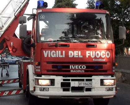 INCENDIO NELL’APPARTAMENTO, RICOVERATI MADRE E FIGLIO