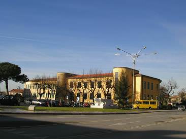 Scuola media Barsanti