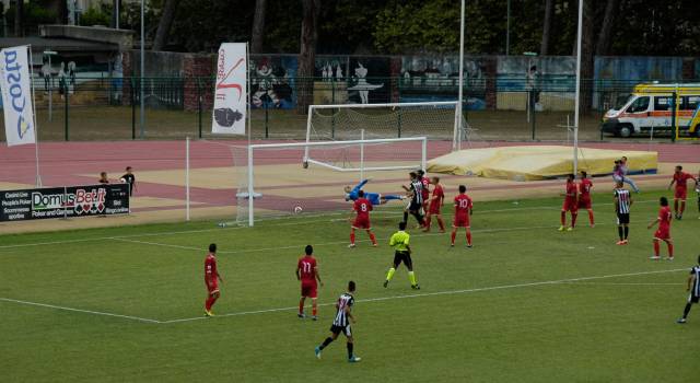 PRIMA DIVISIONE: LA FOTOGALLERY DI VIAREGGIO-PAGANESE