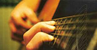 Aperte le iscrizioni per corsi di canto e chitarra dell&#8217;associazione Musicalmente
