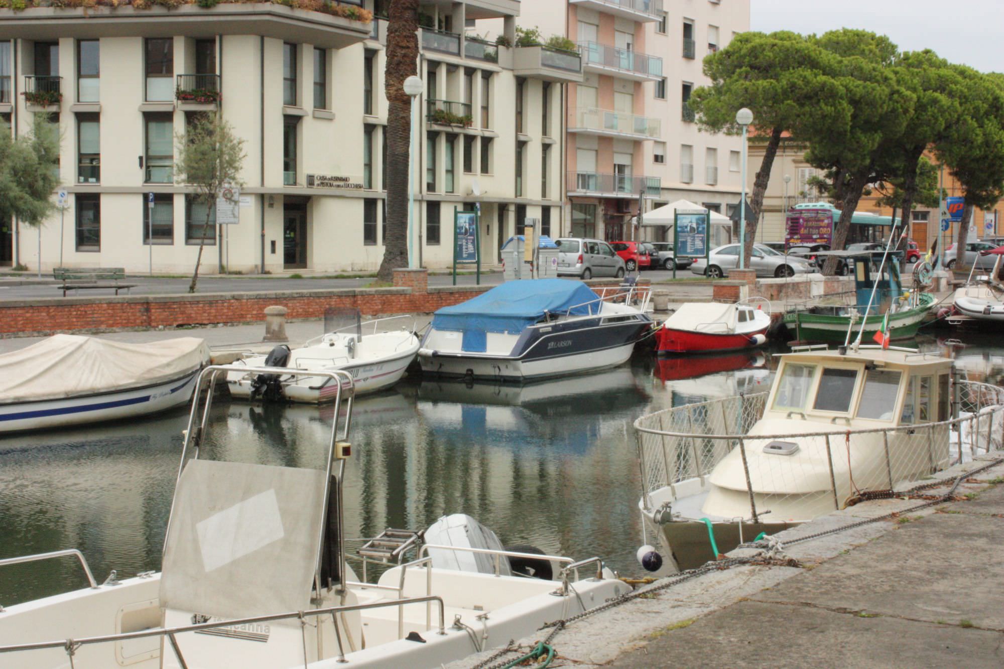 “Solo un meccanico di Capannori interessato al canale Burlamacca?”