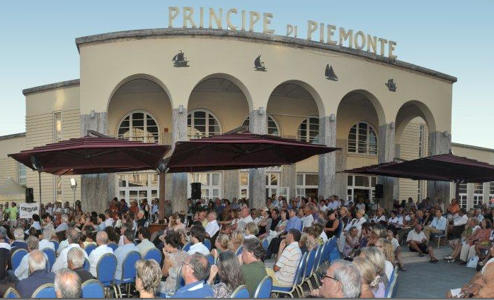 Movimento dei Cittadini: “Piena solidarietà ai dipendenti del Centro Congressi”