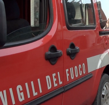 Incidente frontale in viale Italico, due giovani all&#8217;ospedale