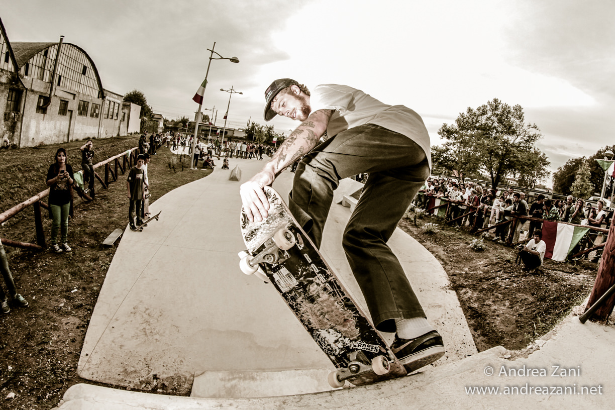 Nuova copertura alla pista di skate park