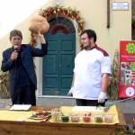 Fabrizio Diolaiuti e Nicola Dati con il pane di Azzano
