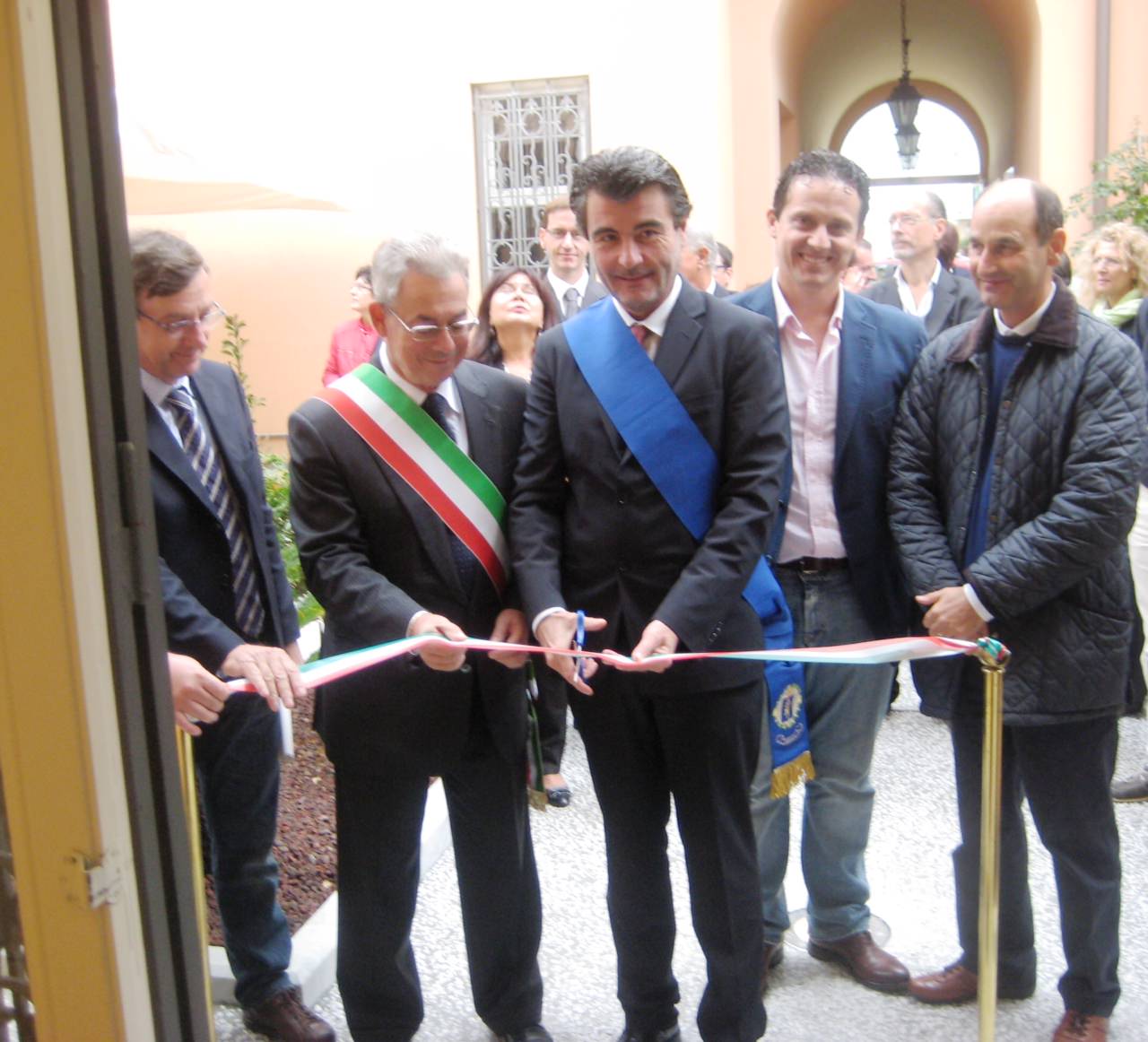 PROVINCIA, INAUGURATO IL PUNTO INFORMAZIONI TURISTICHE A VIAREGGIO