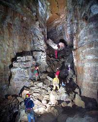 Al via il corso di speleologia