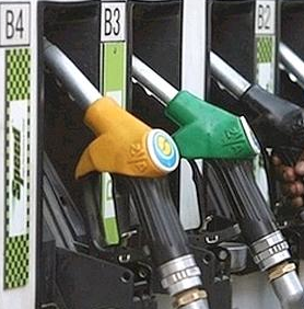 CALA IL PREZZO DELLA BENZINA ALLA POMPA, PRIMI EFFETTI DELL’ACCISE CANCELLATA