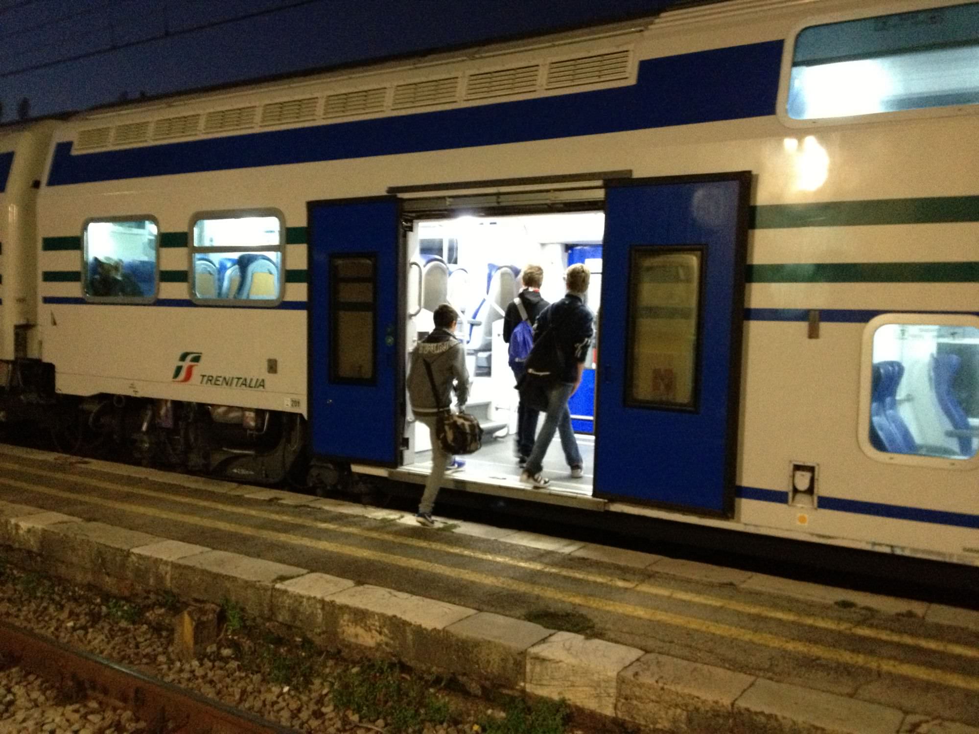 Treni, bonus per i pendolari della Viareggio-Firenze