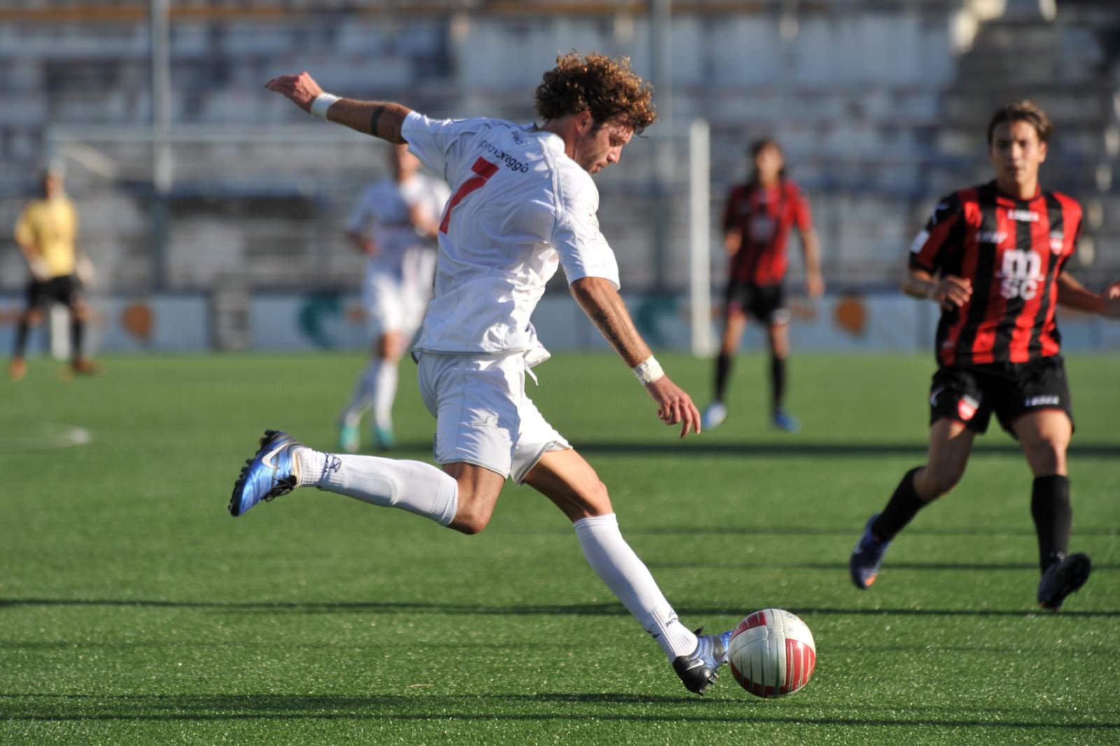 VIAREGGIO, RIFINITURA SOTTO L’ACQUA PER IL BIG MATCH CON ‘AVELLINO