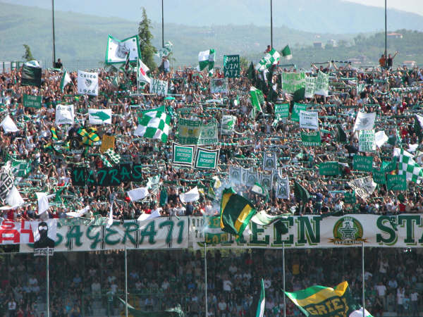 QUI AVELLINO, QUASI CERTO IL FORFAIT DI CASTALDO. ATTESO UN GRANDE ESODO DI TIFOSI A VIAREGGIO