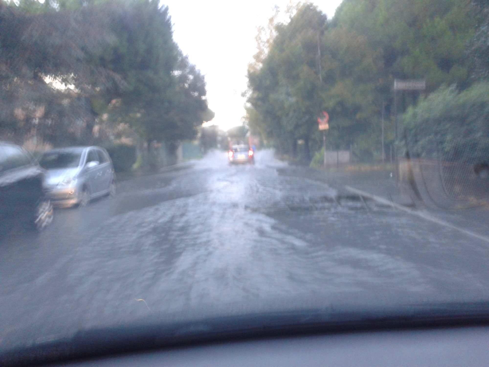 Piove in Alta Toscana fino a domenica. In piena il Versilia, il Camaiore e il Serchio