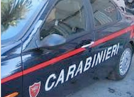 Rubano 98 bustine di zafferano, arrestati dai carabinieri