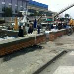 muretto canale burlamacca pescatori (foto VersiliaToday)