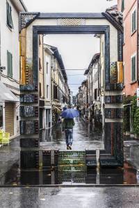 portale pietrasanta (foto Salvatore Matarazzo)