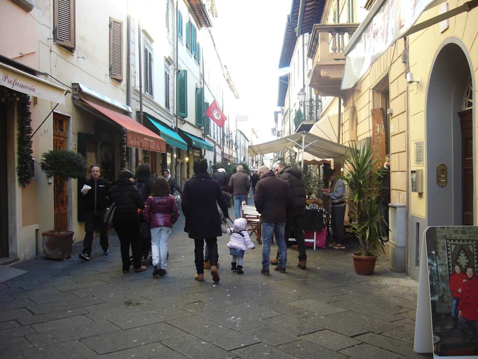 Camaiore, la differenziata cambia frequenza