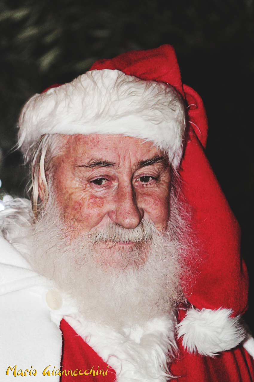 Babbo Natale a domicilio con la Misericordia di Marina di Pietrasanta