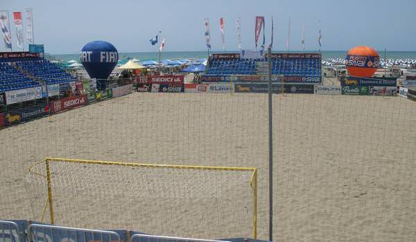 Beach soccer, alle finali di Viareggio la Lazio vince il derby romano e conquista il titolo del Super8