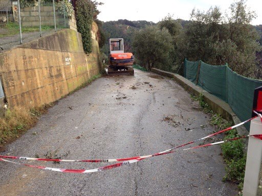 Asfalto nuovo per via delle Sezioni a Bargecchia