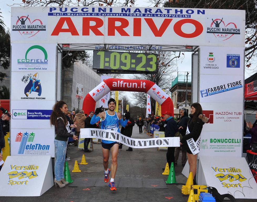 MILLE ATLETI A TORRE DEL LAGO PER LA PUCCINI MARATHON 2013