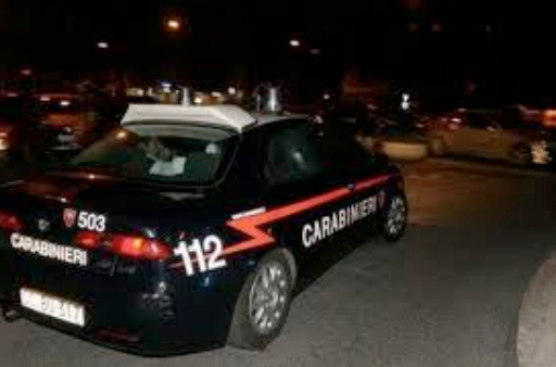 27enne sorpreso a rubare all’interno di un’autovettura, arrestato dai Carabinieri