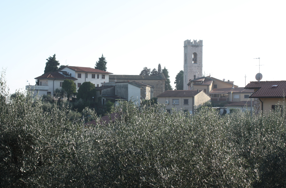 Alla chiesa di Bargecchia i funerali del dottor Franceco Tomei