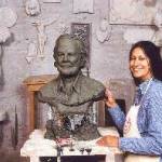 DONNA SCULTURA