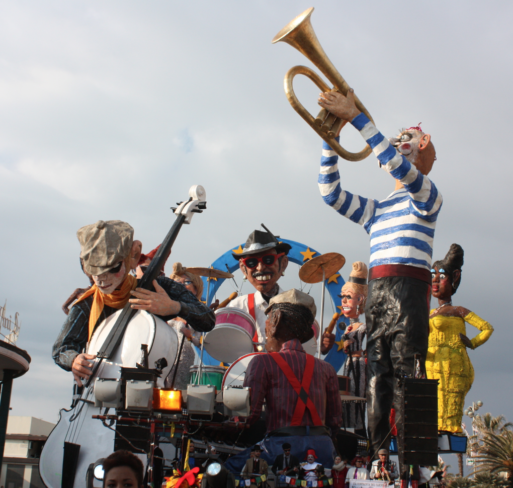 Fondazione Carnevale, Pasquinucci: “Ci sono poltrone disponibili per chiunque porti contributi”