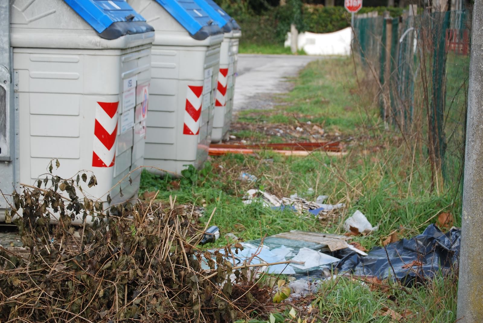 IL PLI A DEL DOTTO: “DISCARICA A CIELO APERTO IN VIA MADDALENA AL SECCO, UNO SCEMPIO”