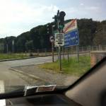 cartello negozi passeggiata (foto VT)