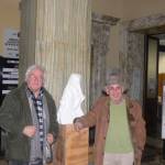 Il critico darte Lodovico Gierut e lo scultore Renzo Maggi autore del Monumento al donatore Avis Pietrasanta 2013