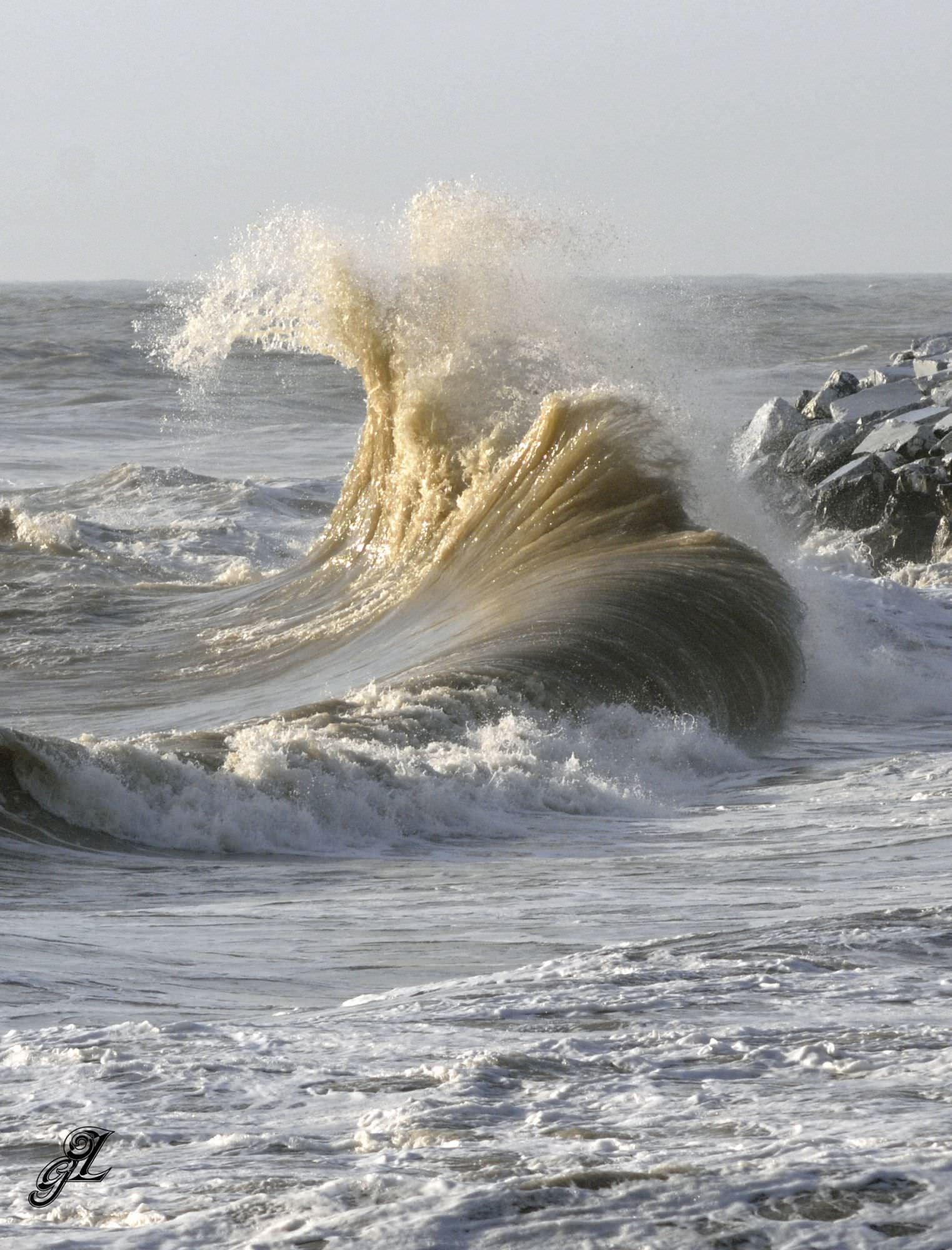 Allerta mare mosso tra domenica e lunedì