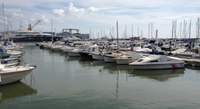 Un sistema di dragaggio continuo per il porto di Viareggio