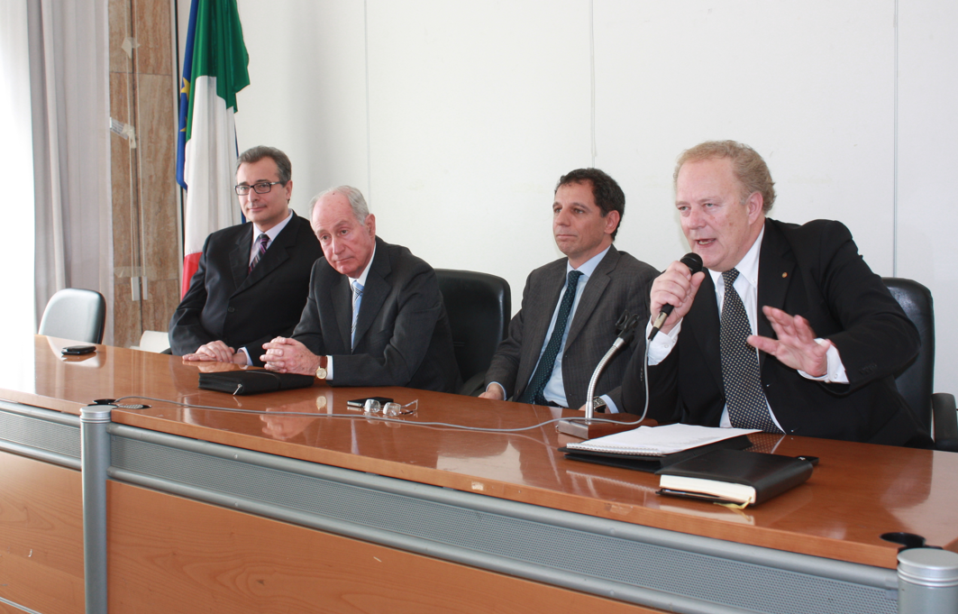 “Forza Italia resta all’opposizione, nessun incarico a Cima e Santini nelle partecipate”
