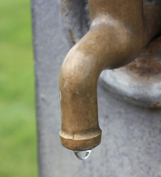 Interruzione dell’acqua a Piano di Mommio