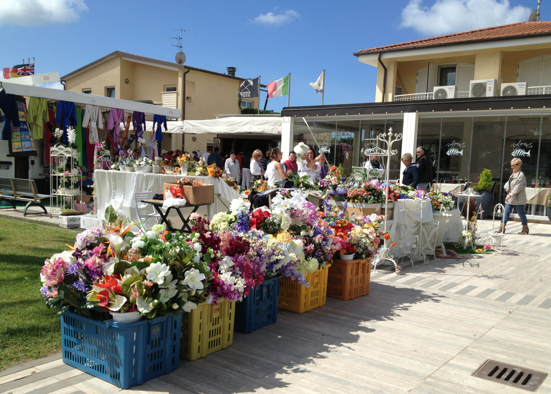 Furti al mercato, arrestate due bulgare a Lido