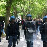 polizia pineta borghezio (foto Alessandro Bartolini)