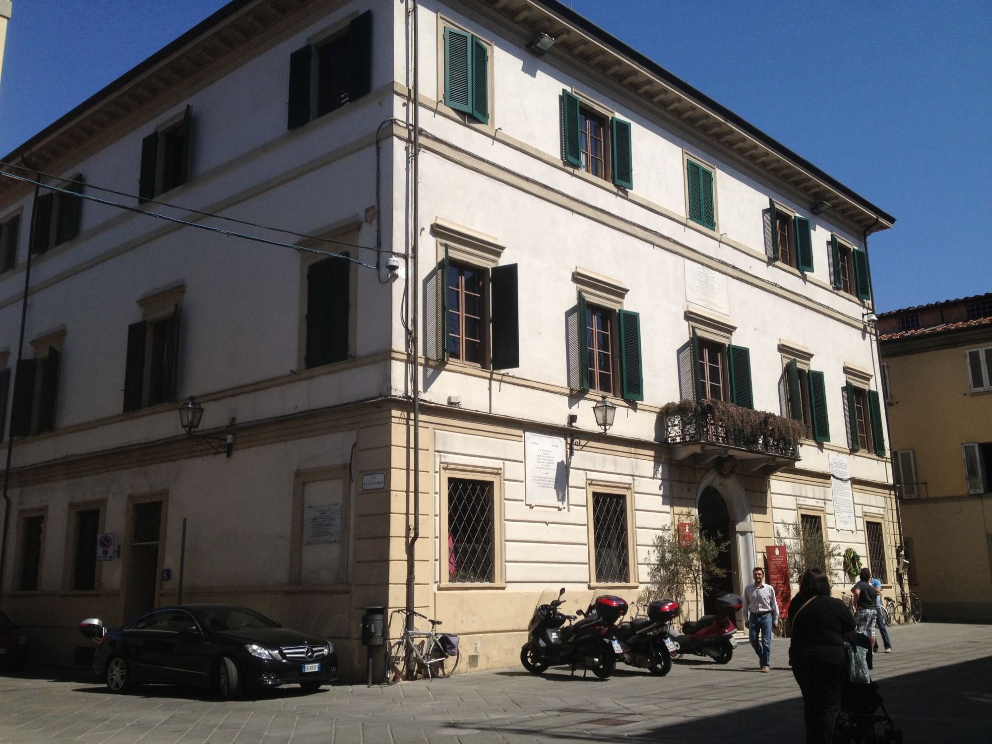 RIAPERTE LE SCUOLE A CAMAIORE