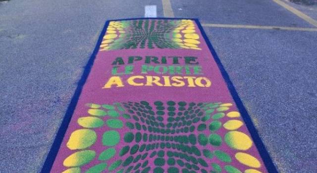 I tappeti di segatura di Camaiore saranno dedicati a San Bernardino da Siena